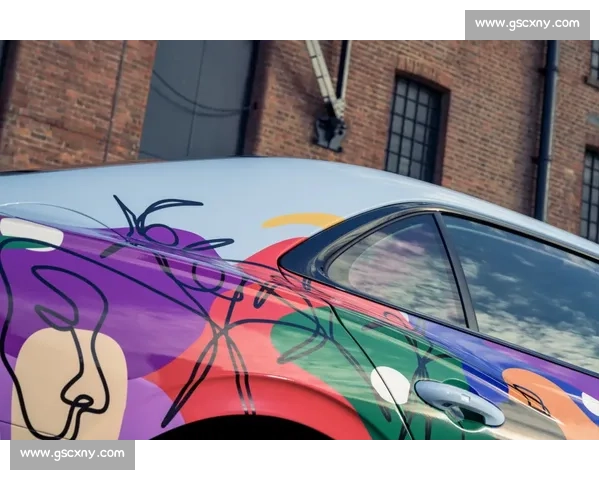 美高怪物内线庆祝太狂放，险些撞飞队友！