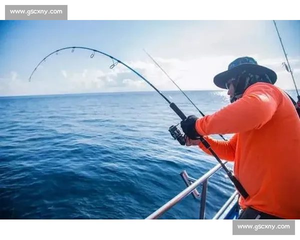 青岛灵山岛爆箱时刻!2 小时钓 40 斤鲈鱼,金秋海钓正当时