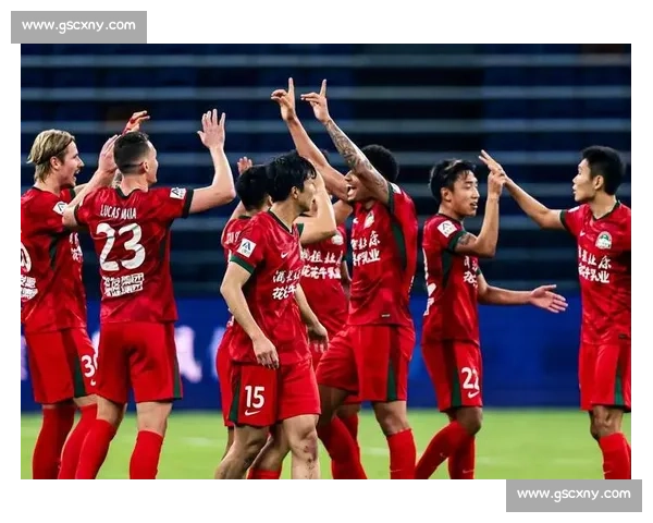 残阵迎决战!海港锋线折戟 + 新人被抽,争冠只剩武磊独撑? 残阵迎决战!海港锋线折戟 + 新人被抽,争冠只剩武磊独撑?